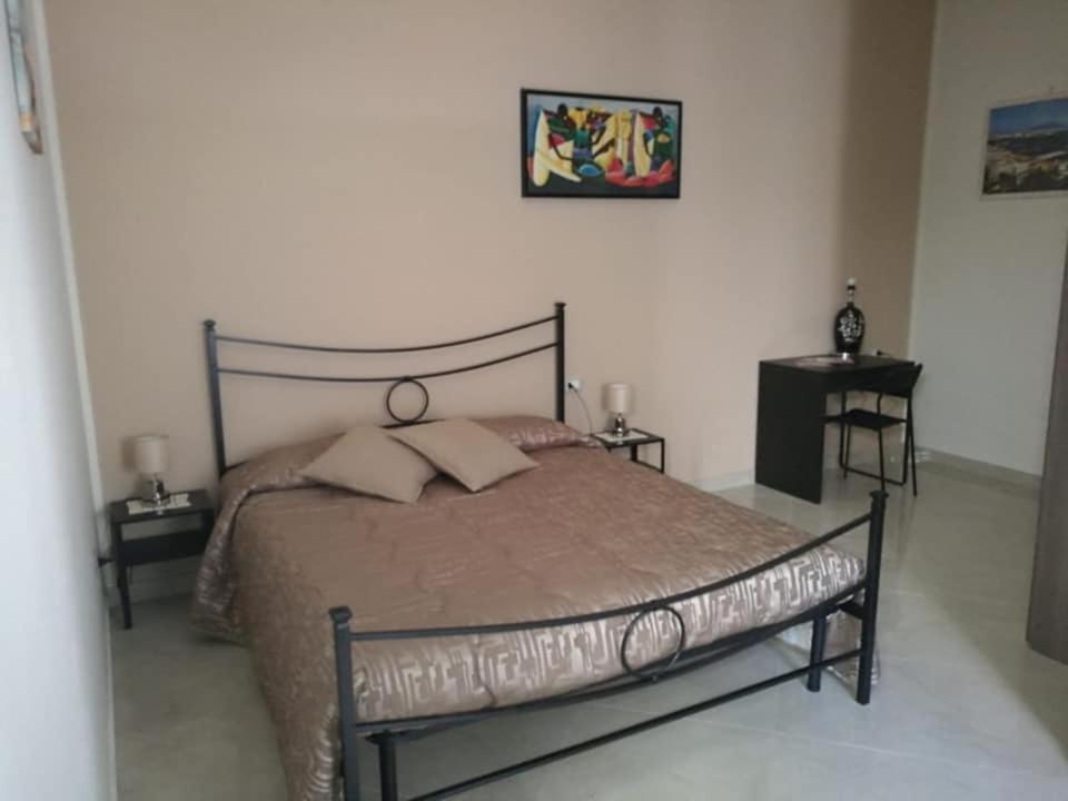 לינה וארוחת בוקר מרקטו סן סברינו Casa Kati מראה חיצוני תמונה